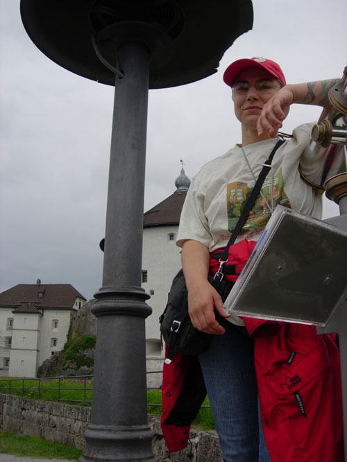 Frau