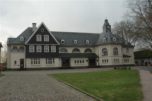 62