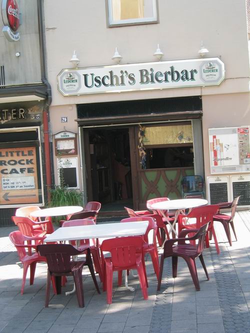 Uschi`s Bierbar - Sowas gibt`s wohl nur in Mittelfranken :-)