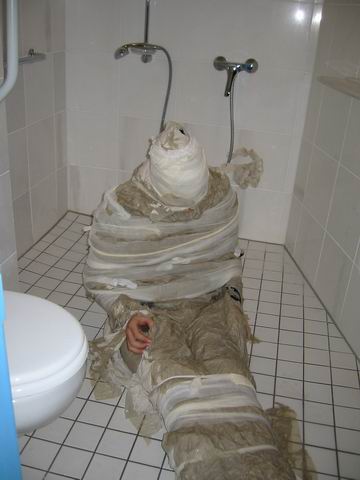 Rippenspreizer.Mumifizierung IV